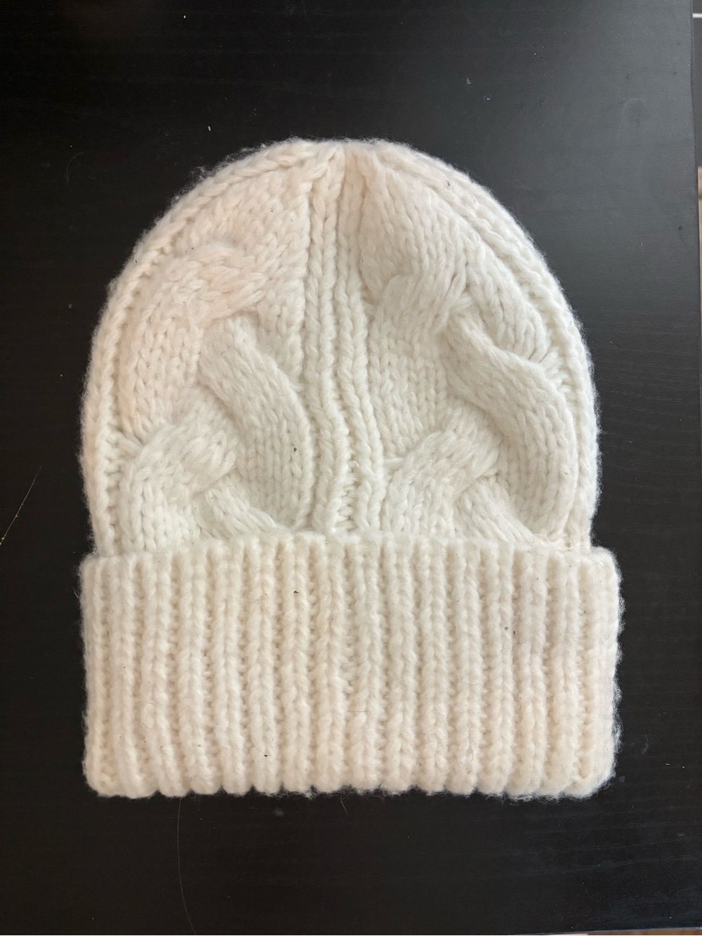Old Navy Cream Cable-Knit Beanie